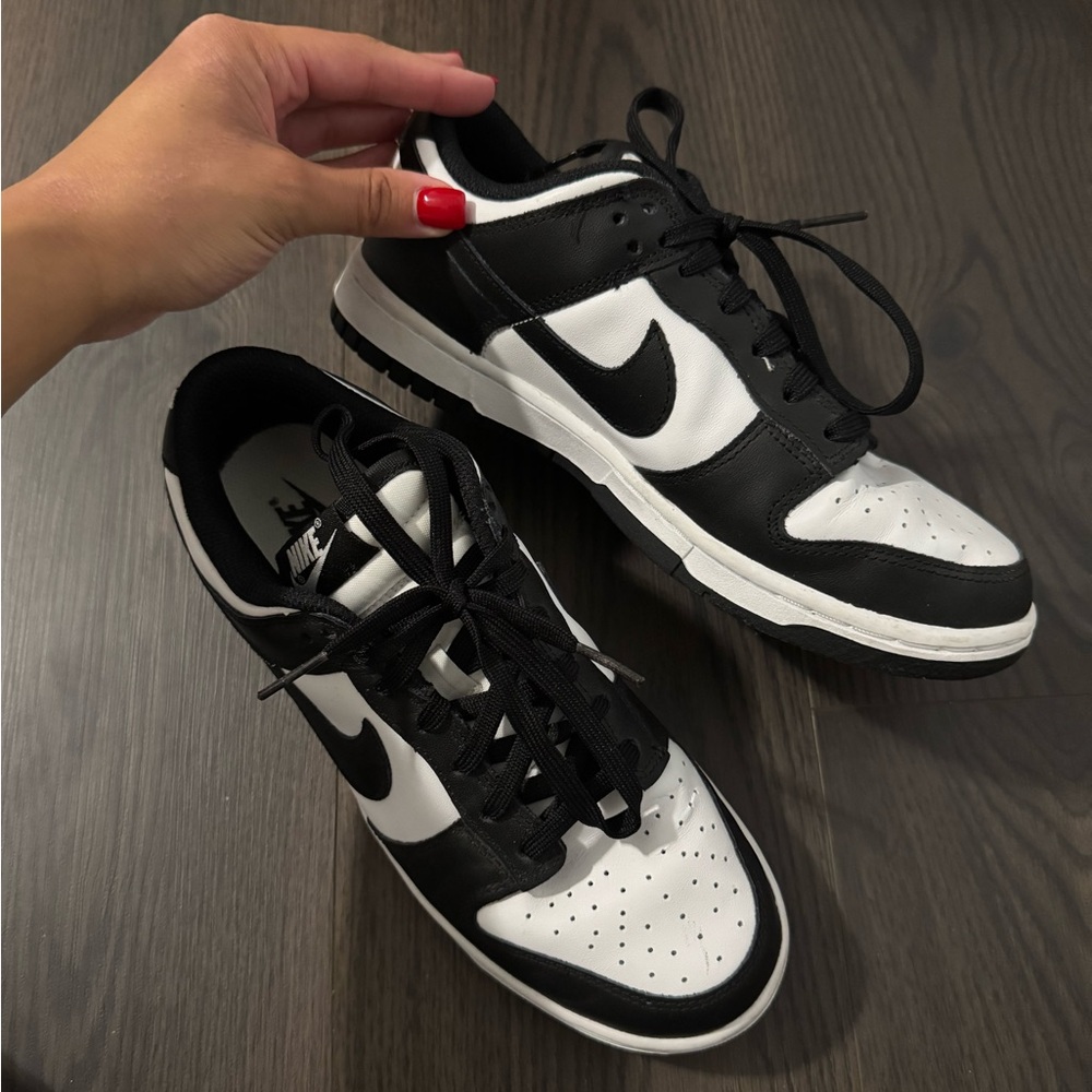 Nike dunks - Picture 2 of 3